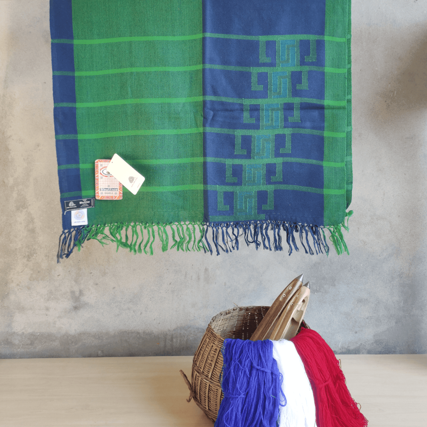 Hand Woven Pure Merino Wool Kullu Stole-(UPLAND HUES BO-06) Green