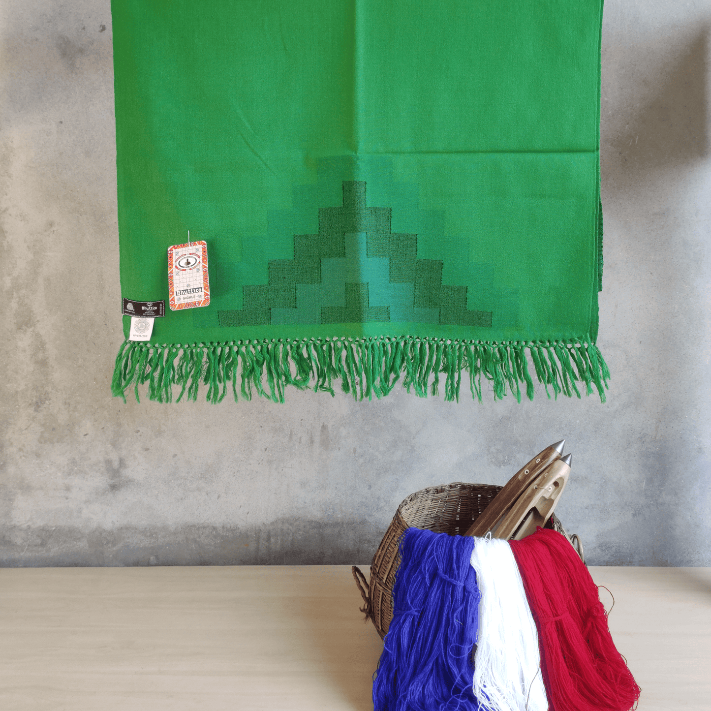 Hand Woven Pure Merino Wool Kullu Stole-(MANGLA 014) Green