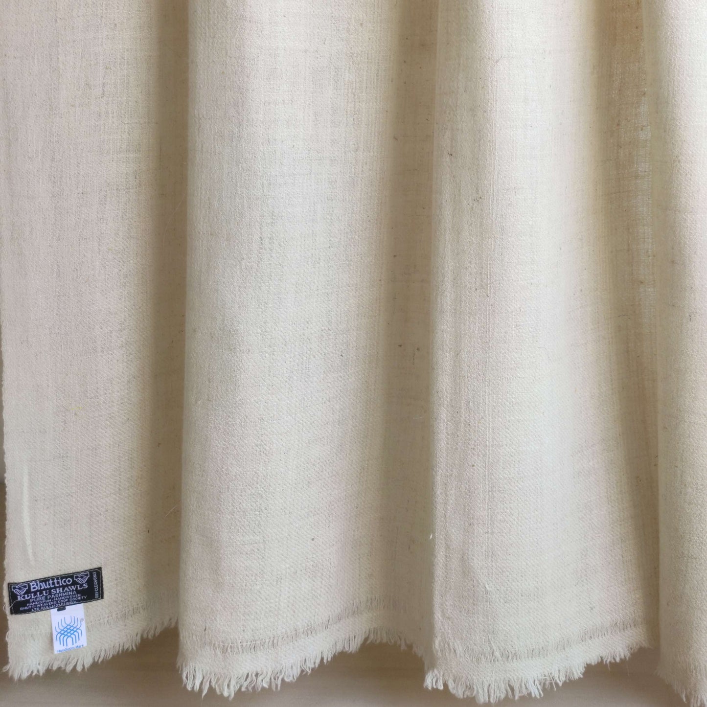 Hand Woven Pure Pashmina Kullu Shawl