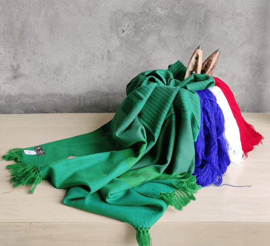 Hand Woven Pure Merino Wool Kullu Shawl (Mangla 020) Green