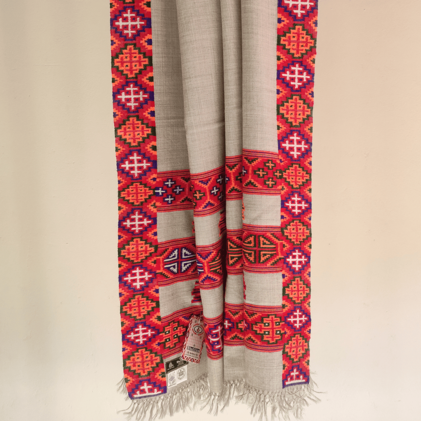 Hand Woven Pure Merino Wool Traditional Kinnauri Shawl – Bhuttico