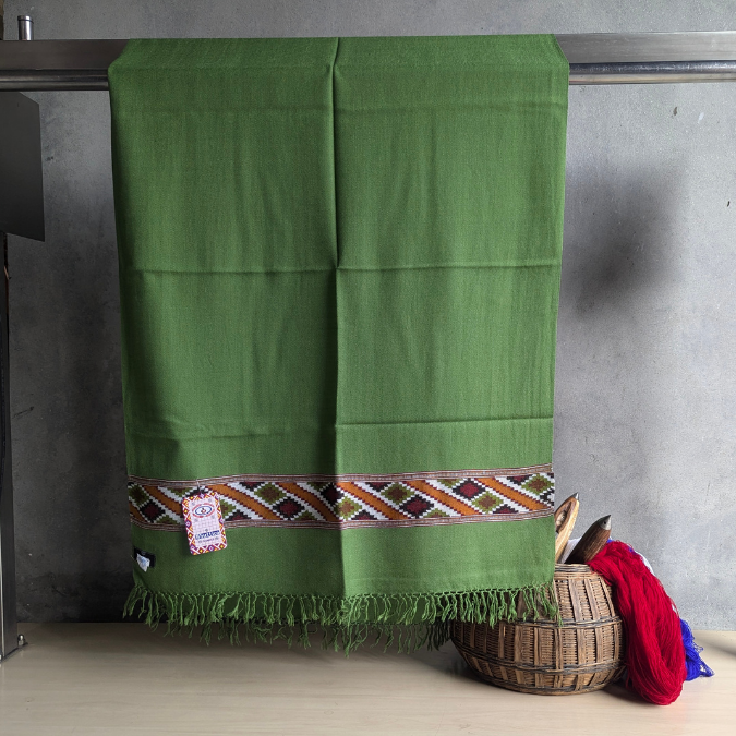 Hand Woven Pure Merino Wool Kullu Stole- green_01