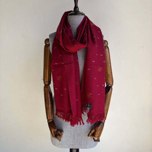 Hand Woven Pure Merino Wool Kullu Stole Maroon (16)