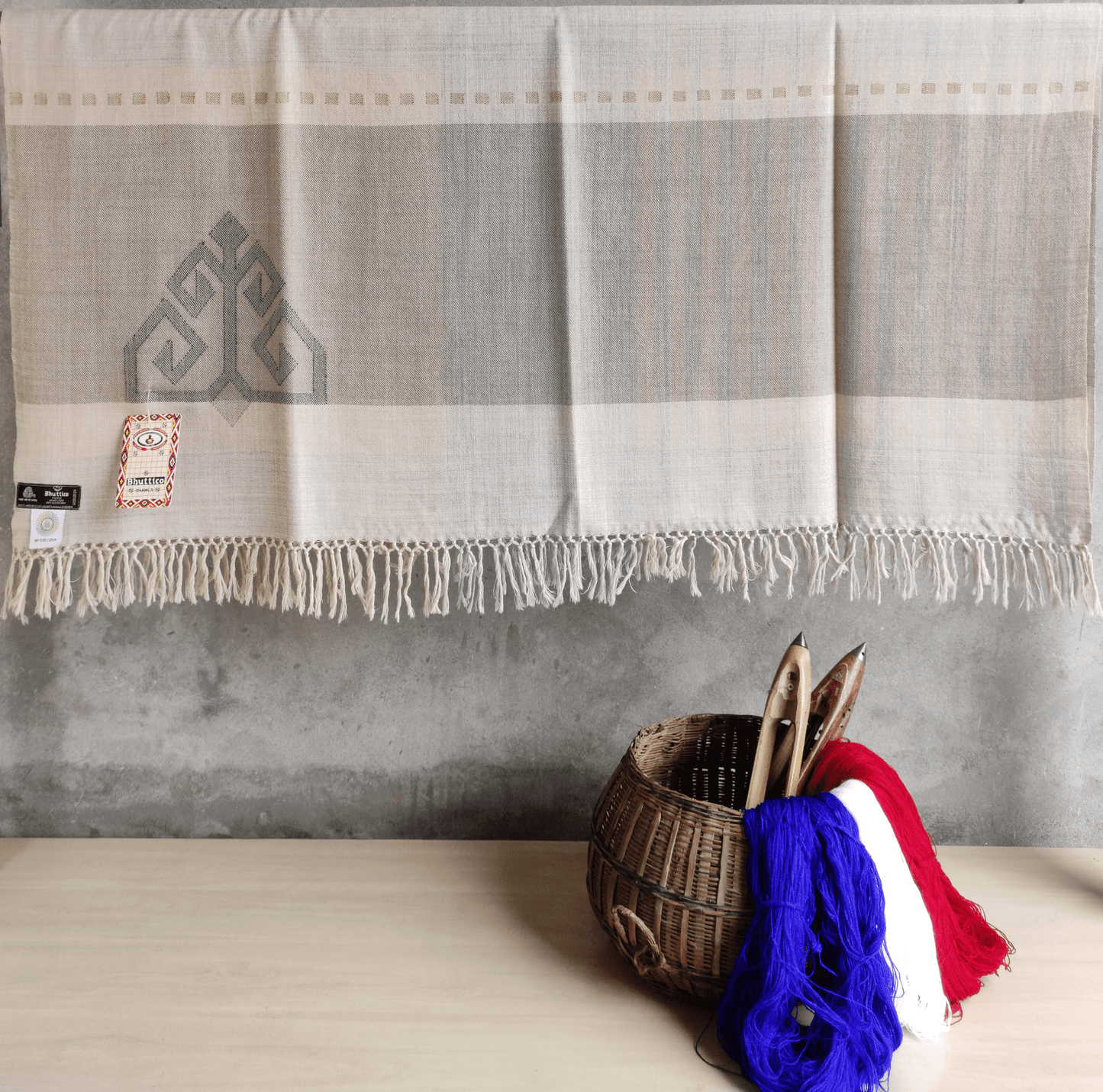 Hand Woven Pure Merino Wool Kullu Shawl (BEAS 13) FAWN