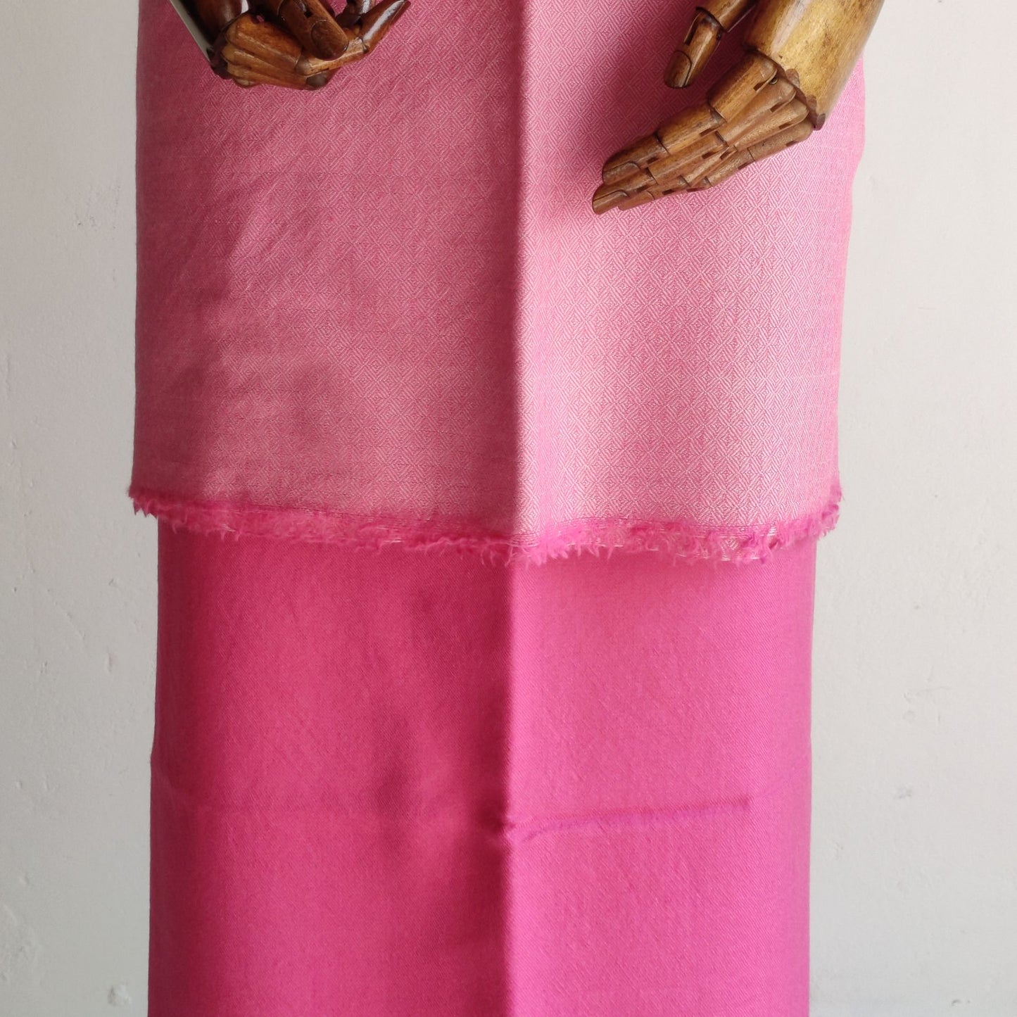 Women's merino wool suit with stole (pink)