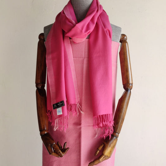 Women's wool suit with stole (pink)