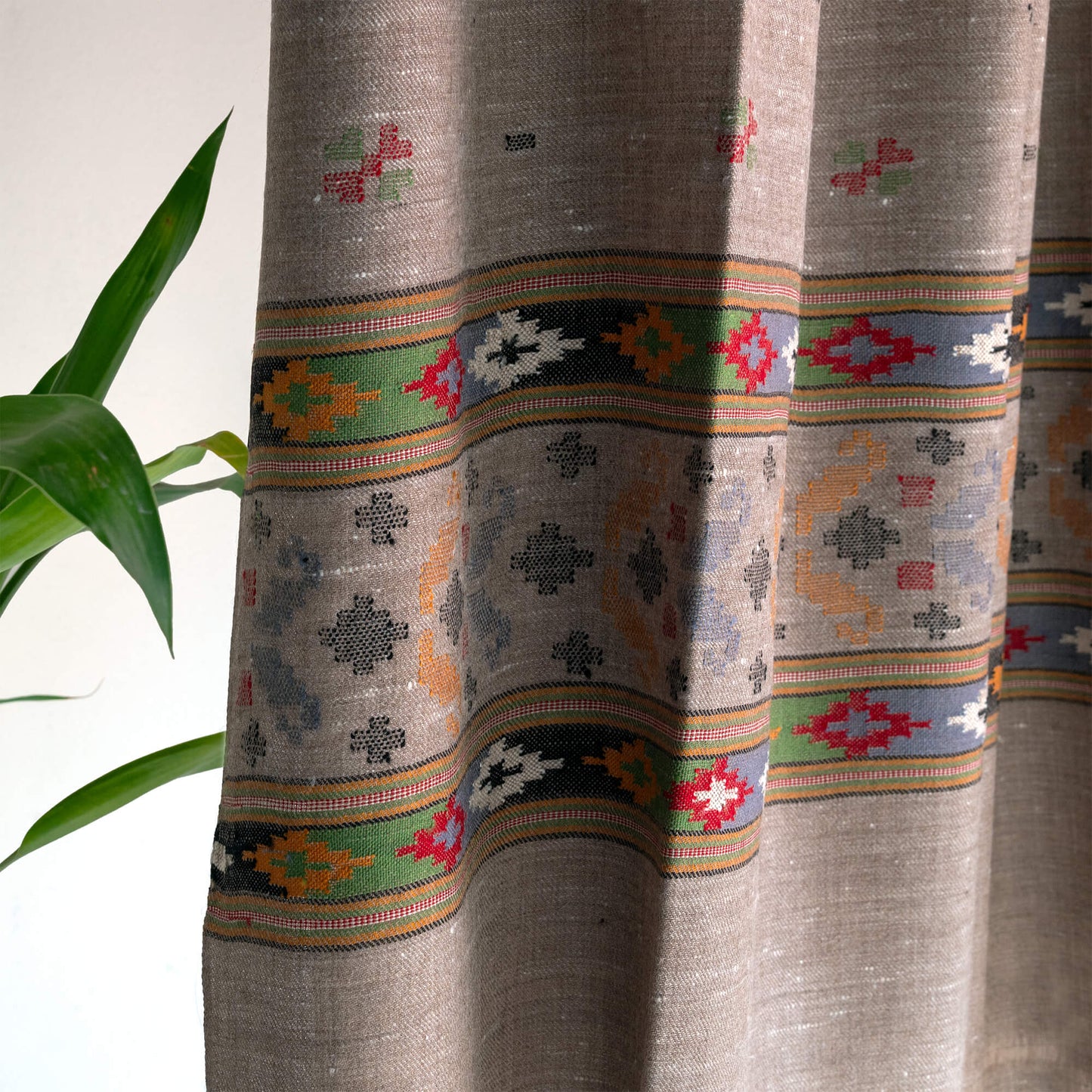 Traditional Kullu Patti + Booti Angora shawl