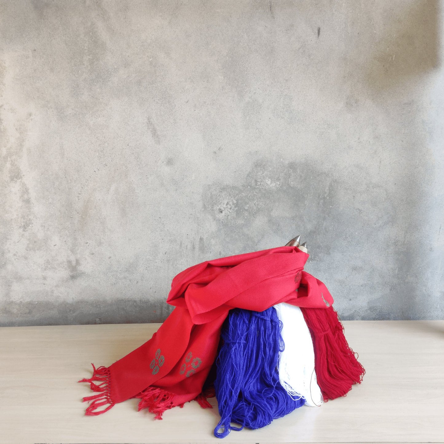 Hand Woven Polywool Kullu Stole - (ND - 3) Red - Bhuttico Shawls