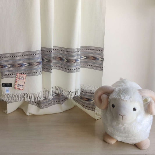 Hand Woven Pure Merino Wool Kullu Shawl - Bhuttico Shawls
