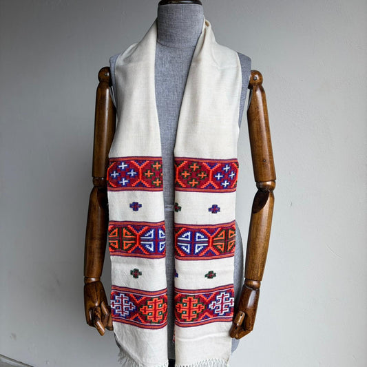 Handwoven Kinnauri Muffler in Merino Wool & Pashmina Blend