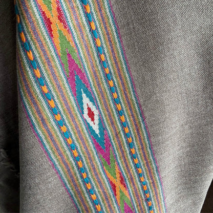 Motif's onMen's shawl (loi)