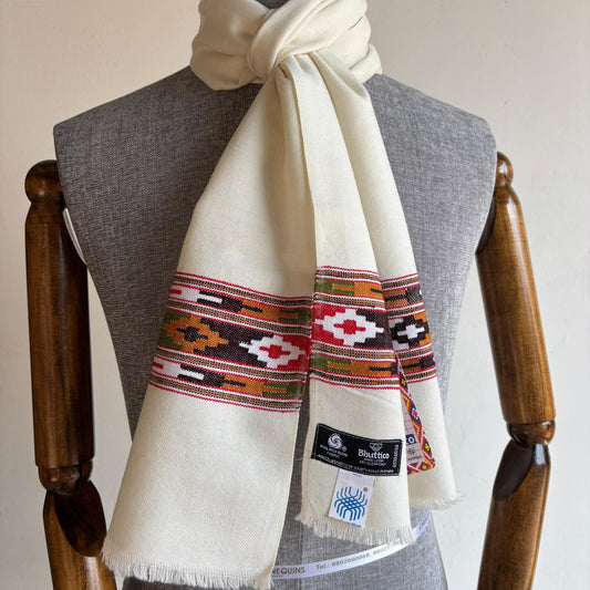 Hand Woven Pollywool Wool Muffler White