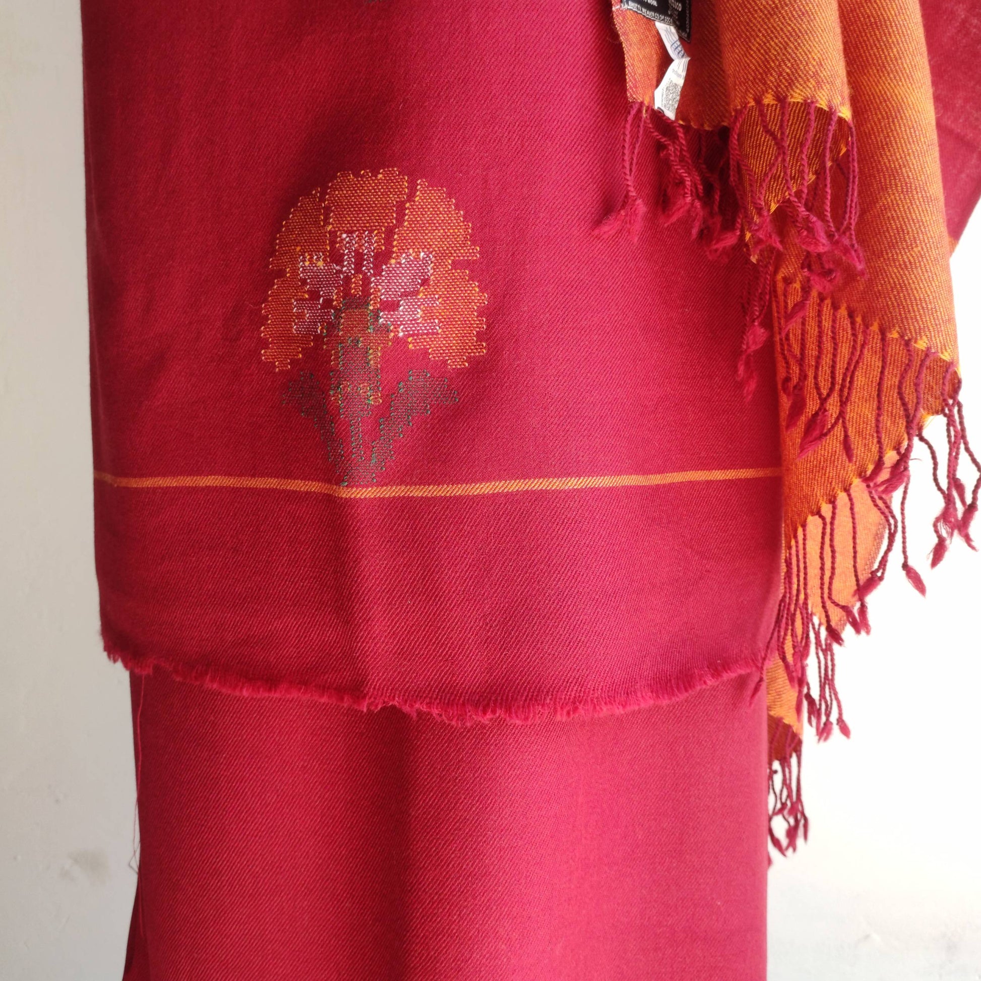 Close-up Magenta winter suit for women 