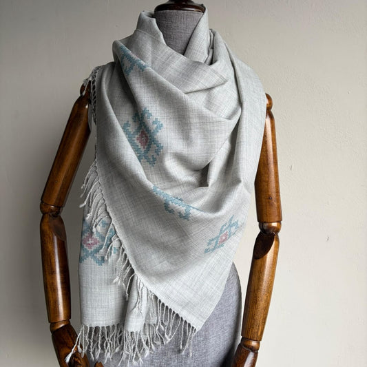 Hand Woven Pure Merino Wool Kullu Stole