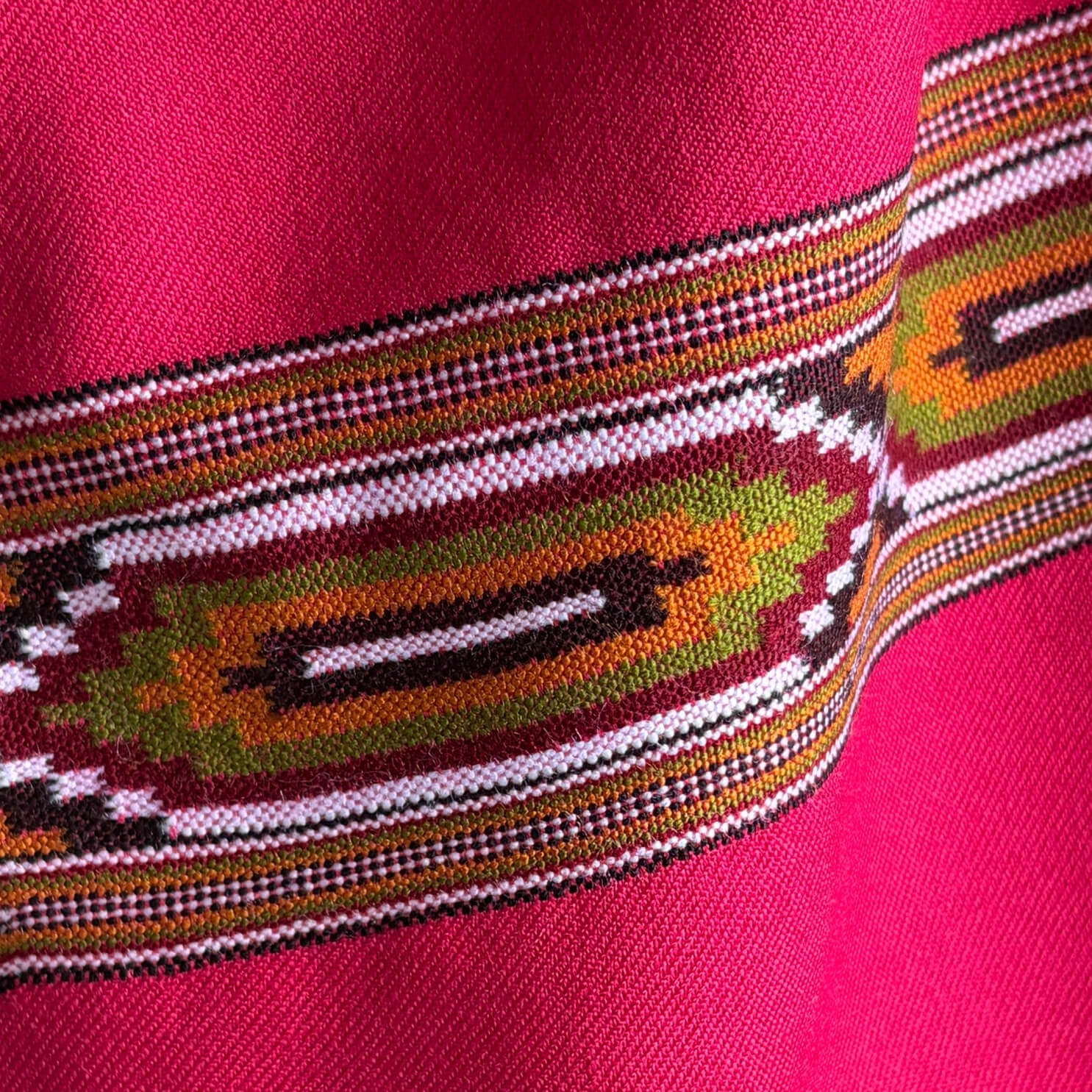 Motif on handwoven polywool stole - pink 