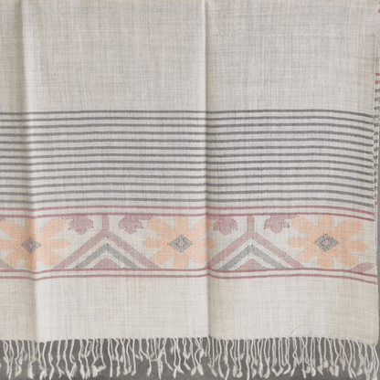 Hand Woven Pure Merino Wool Kullu Shawl- grey