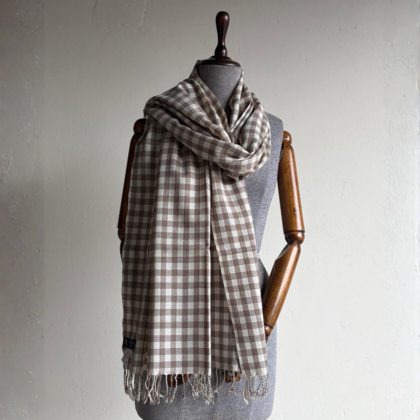 merino wool stole  check design