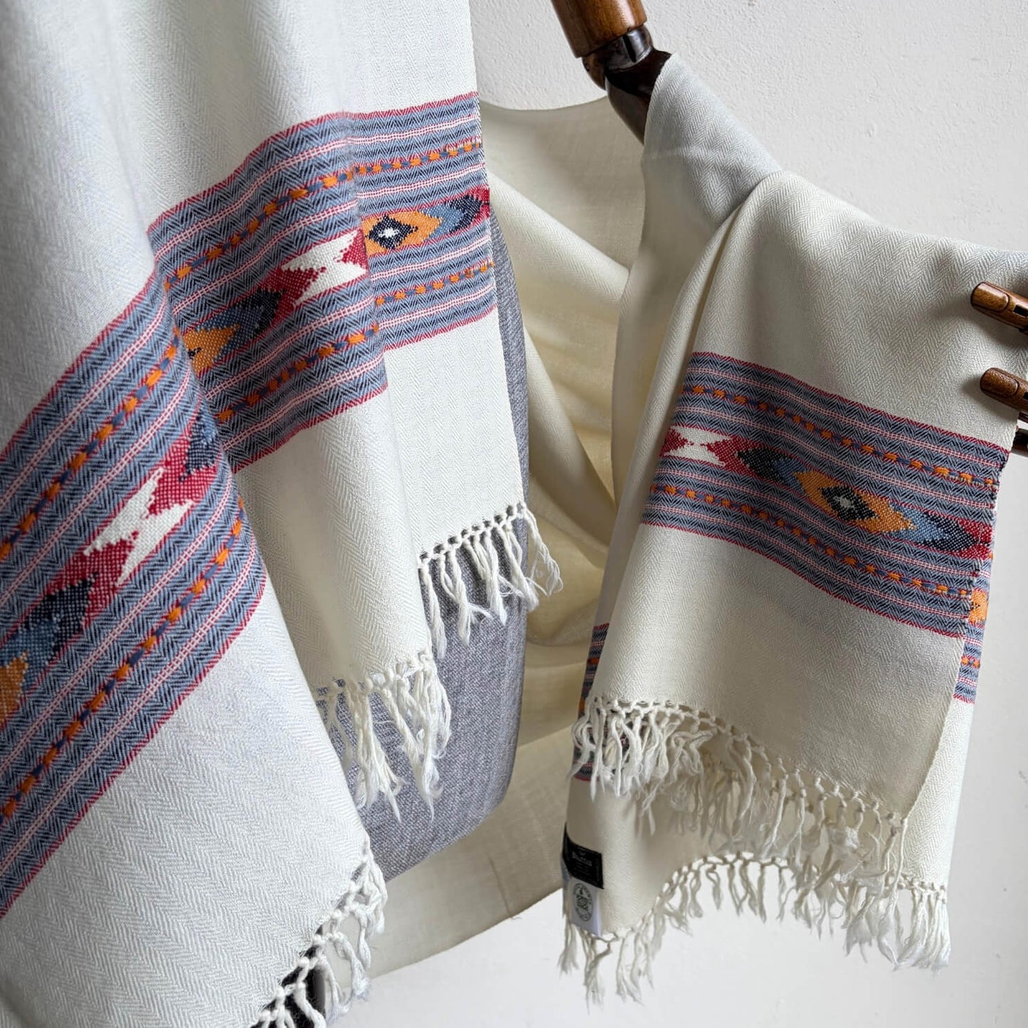 Pure Merino Wool Kullu Shawl White | Handwoven