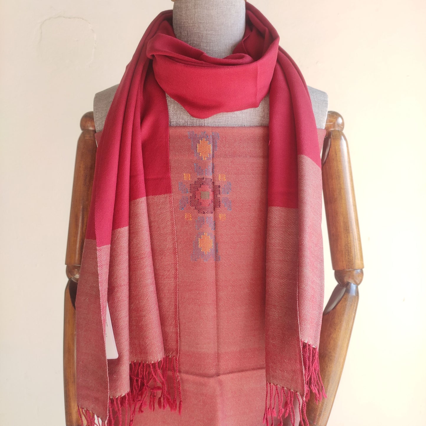 Handloom Women's Woolen Suit with Stole (Maroon)