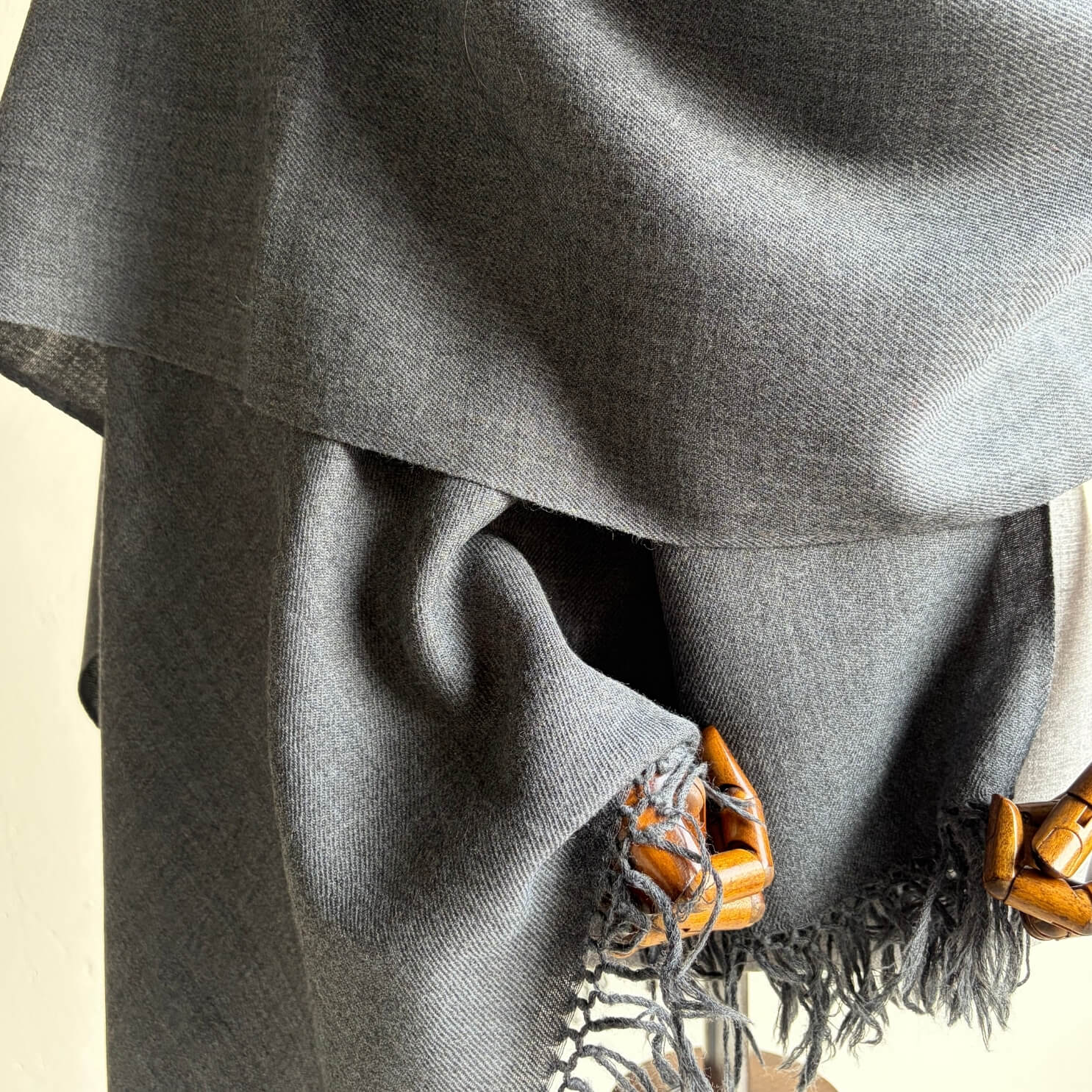 Merino wool (loi) - Men's shawl Charcoal grey