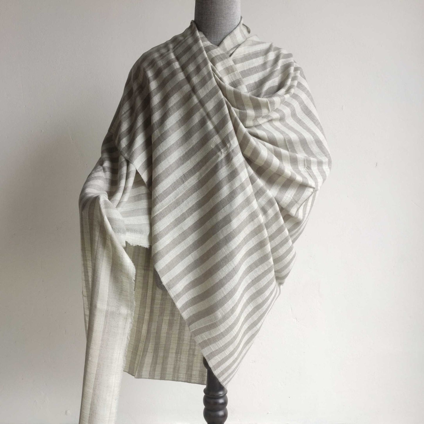 Mens Pure Pashmina Shawl ( Stripes Loi)