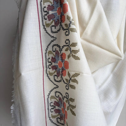 Handwoven Kullu Phool Patti Angora Shawl