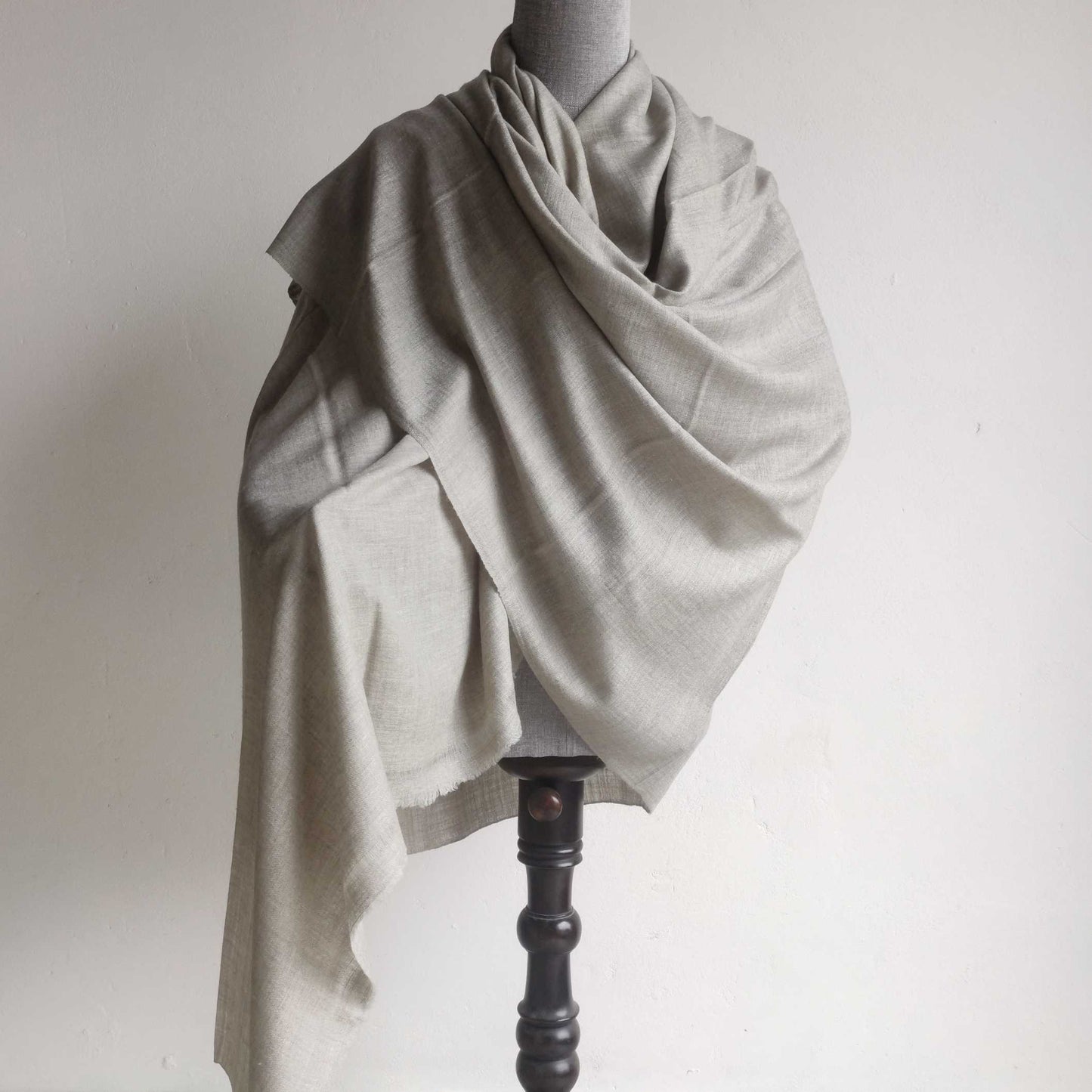 Mens Pure Pashmina Shawl - Grey