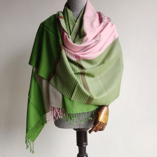 Hand Woven Pure Merino Wool Kullu Shawl- Grey and Green