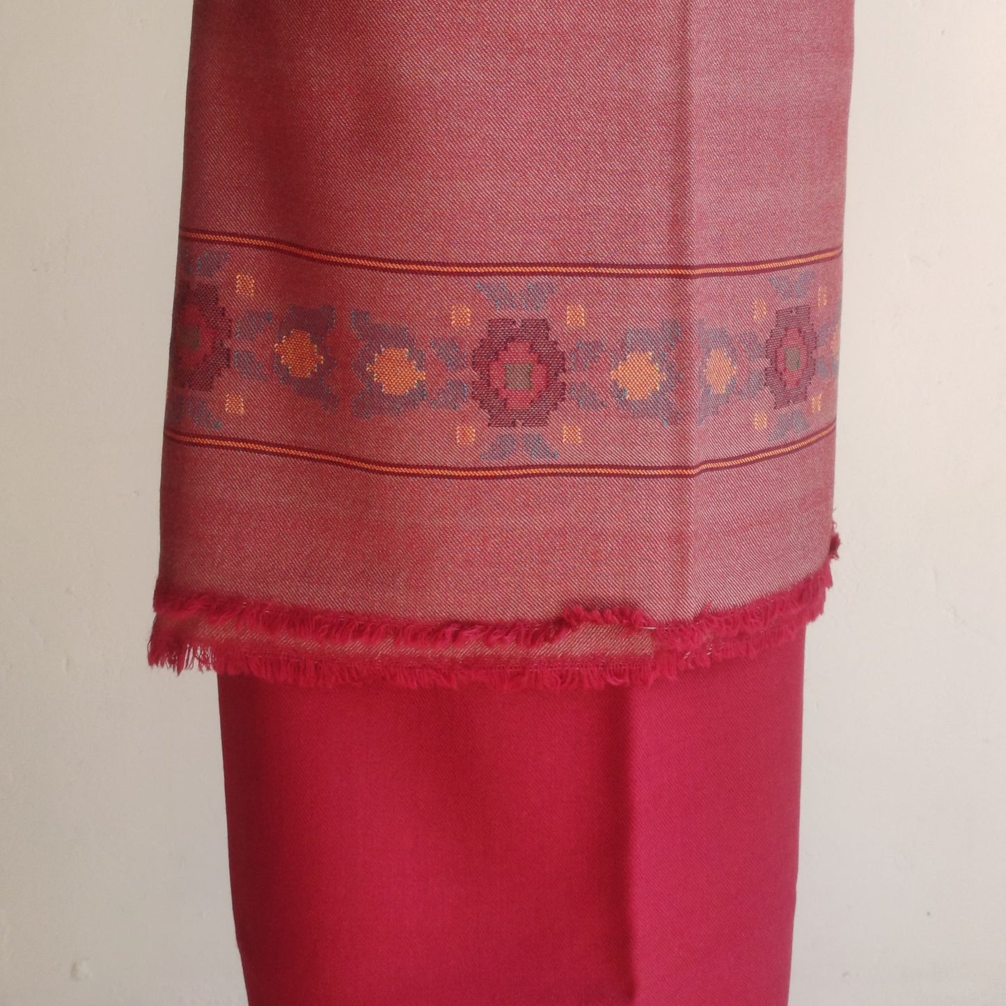 Handloom Women's Woolen Suit with Stole (Maroon)