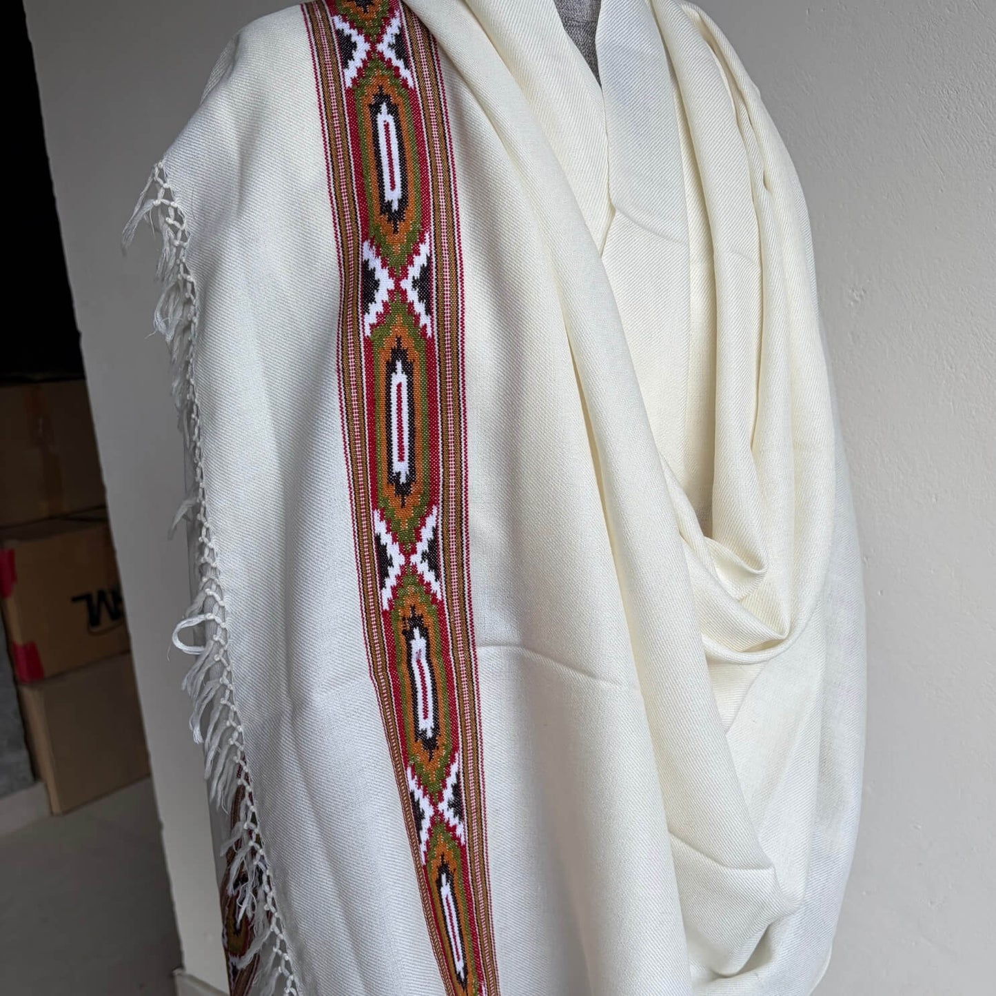 Handwoven Kullu Patti Polywool Shawl Cream