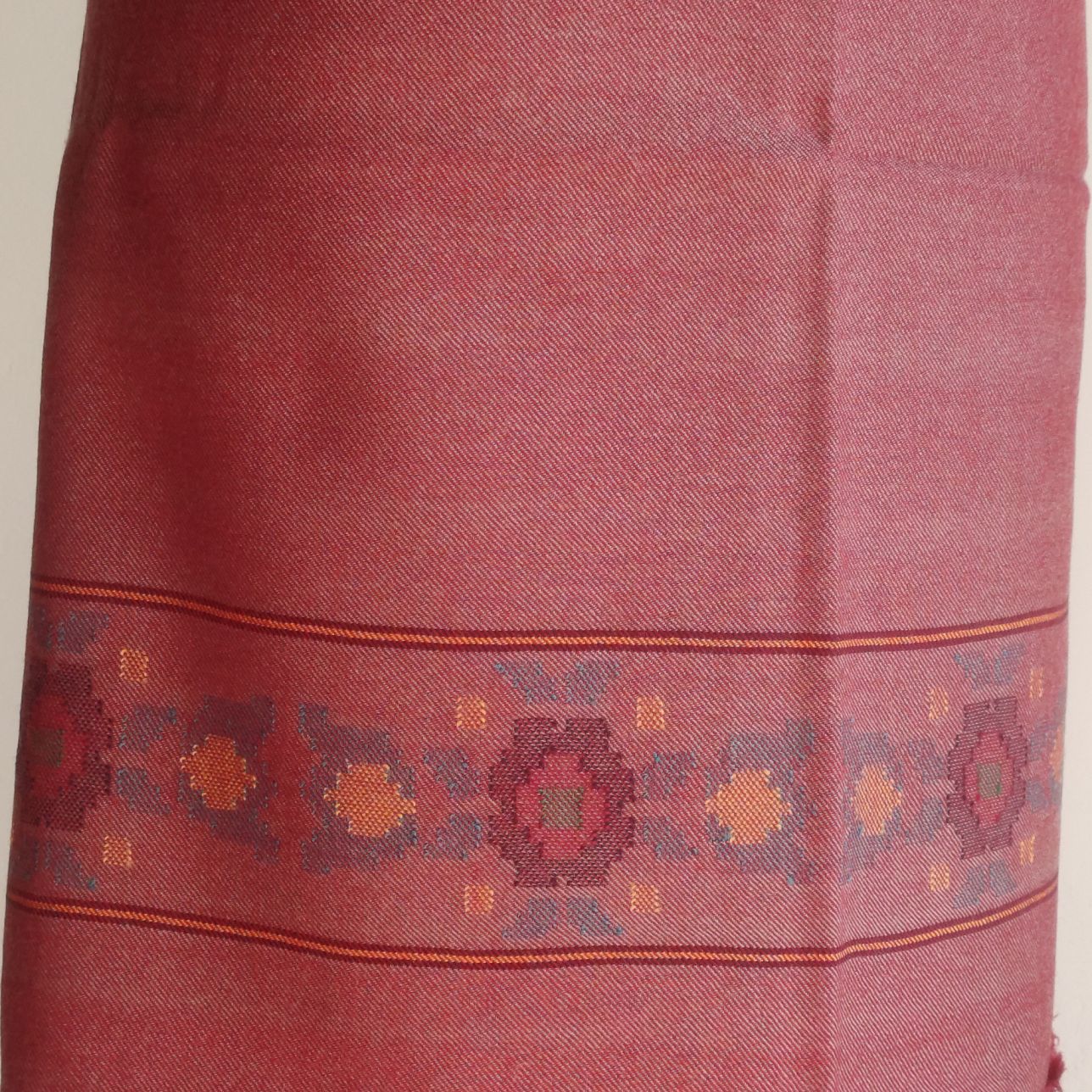 Handloom Women's Woolen Suit with Stole (Maroon)