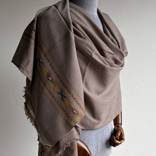 Close up of men's shawl(loi)- beige