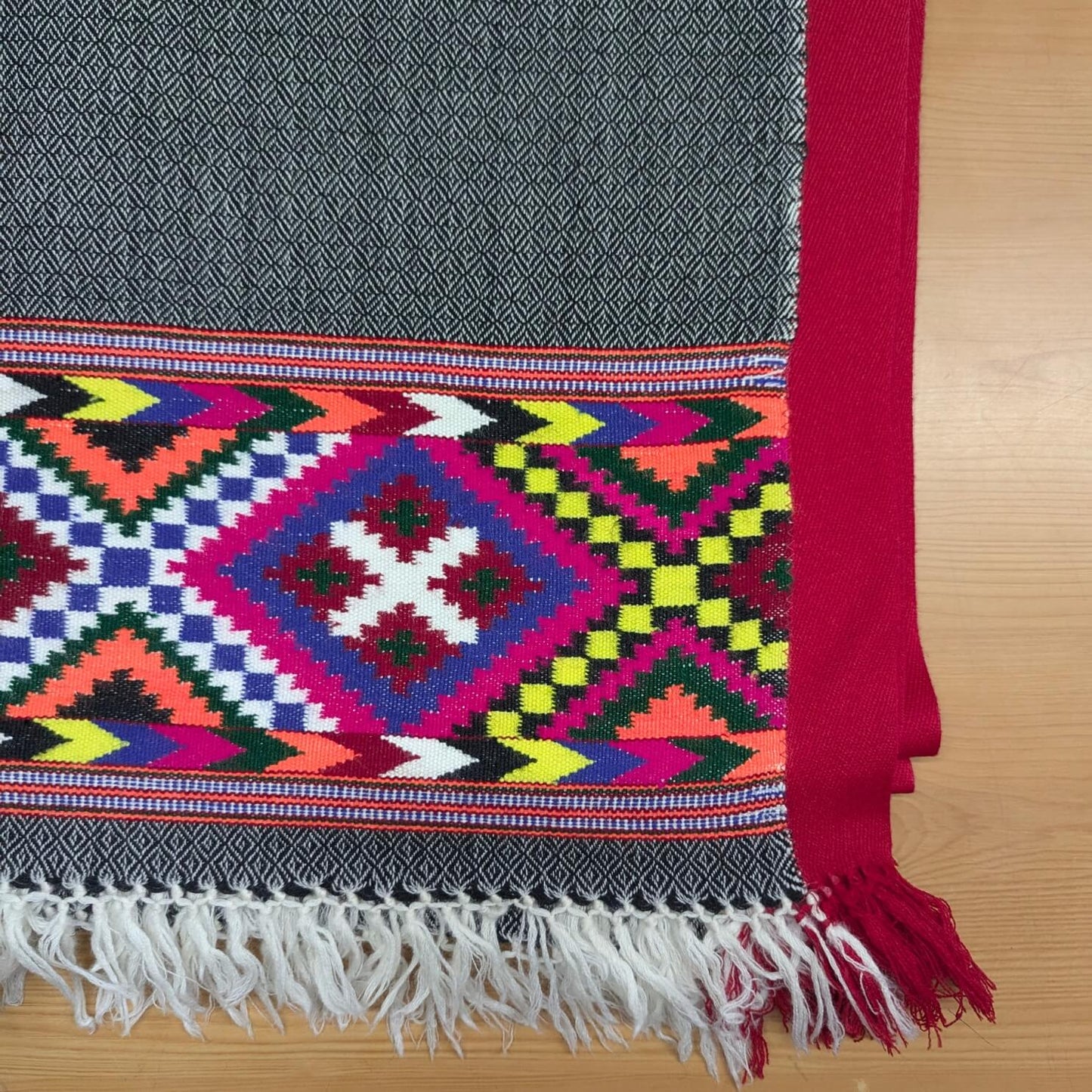 Traditional Kullu Pattu – Pure Merino Wool