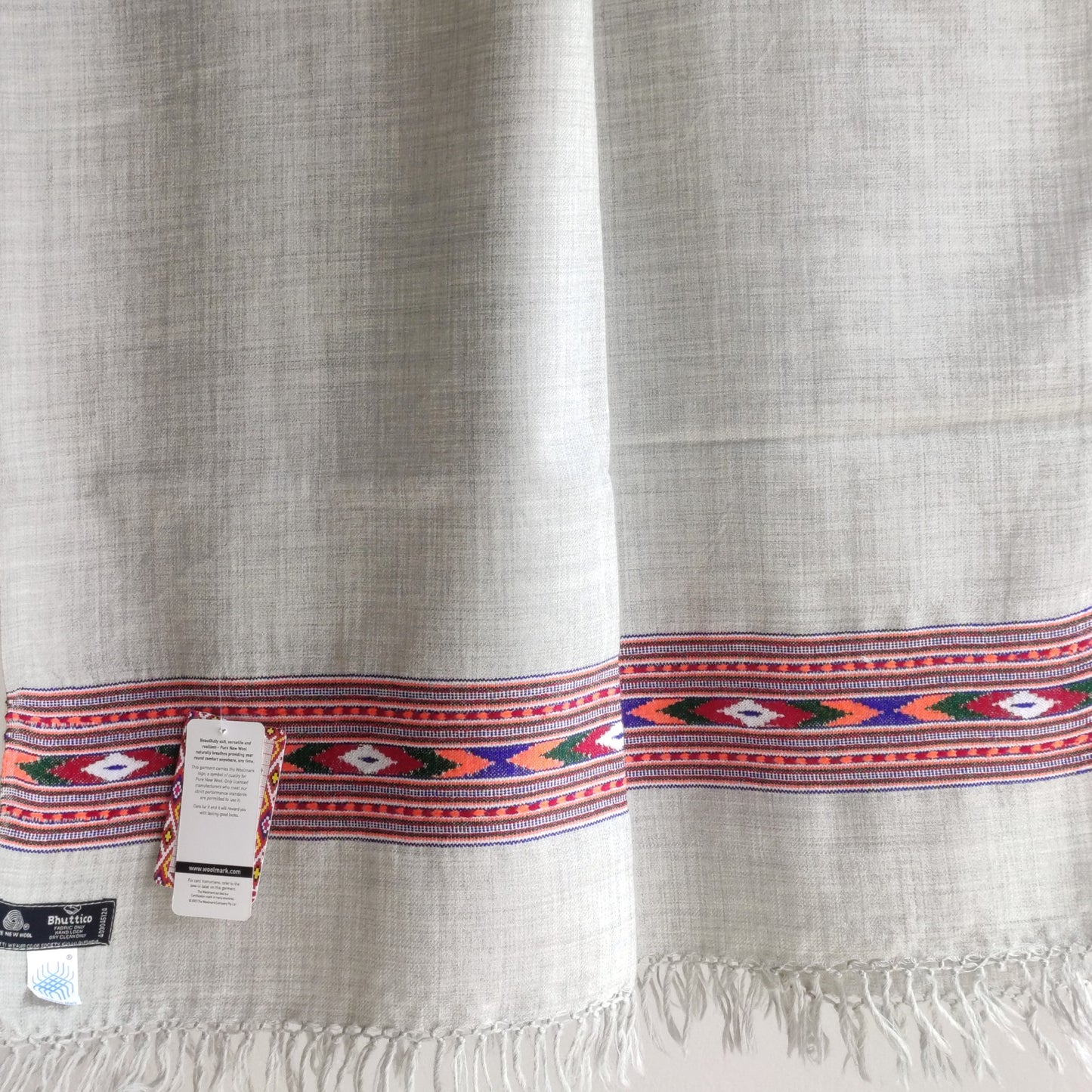 Hand Woven Pure Merino Wool Kullu Stole-(Grey)