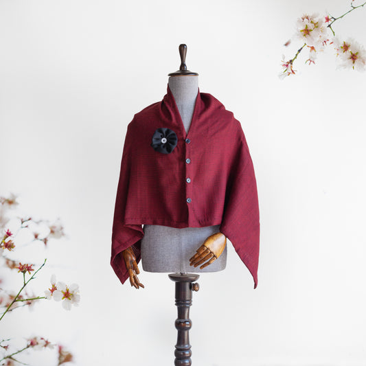 Maroon woolen cape for women_01