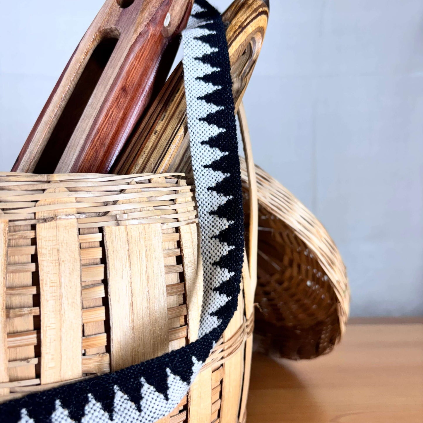 Kullu Patti suit border (lace) - Black