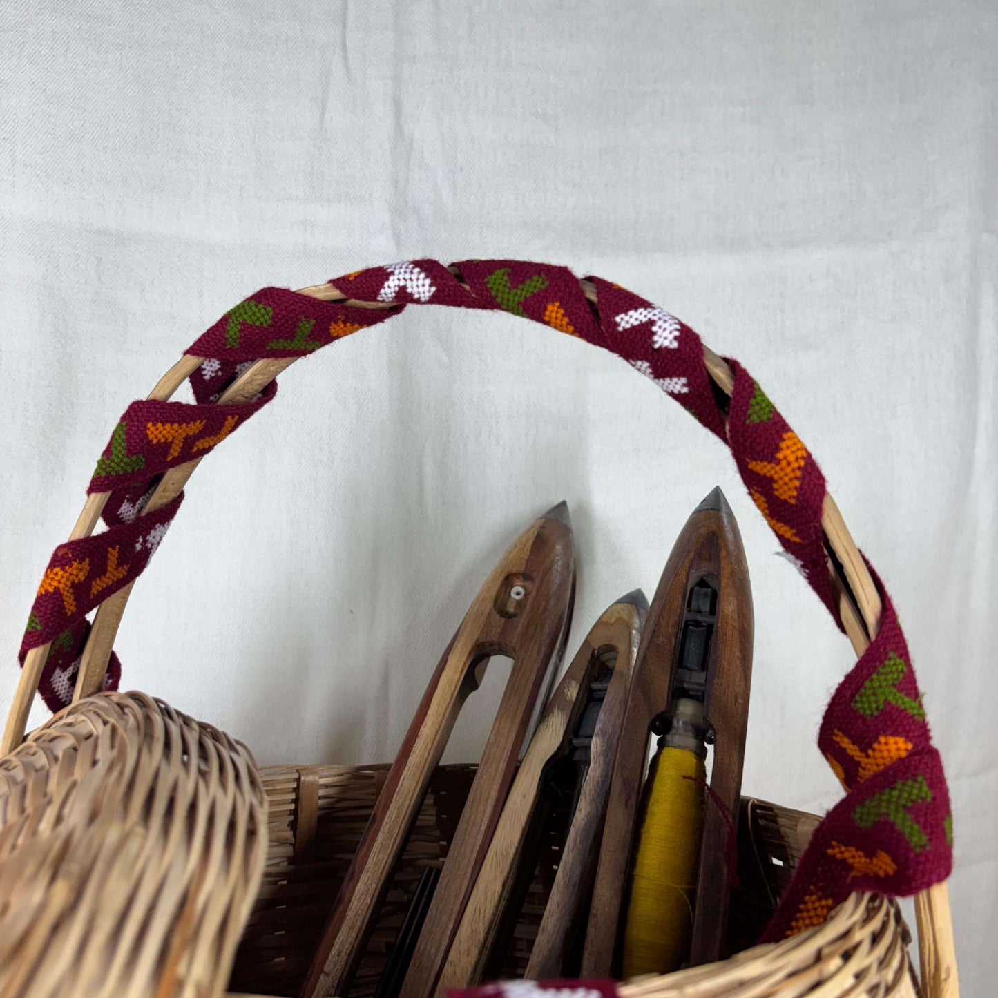 Kullu Patti suit border (lace)- T shape