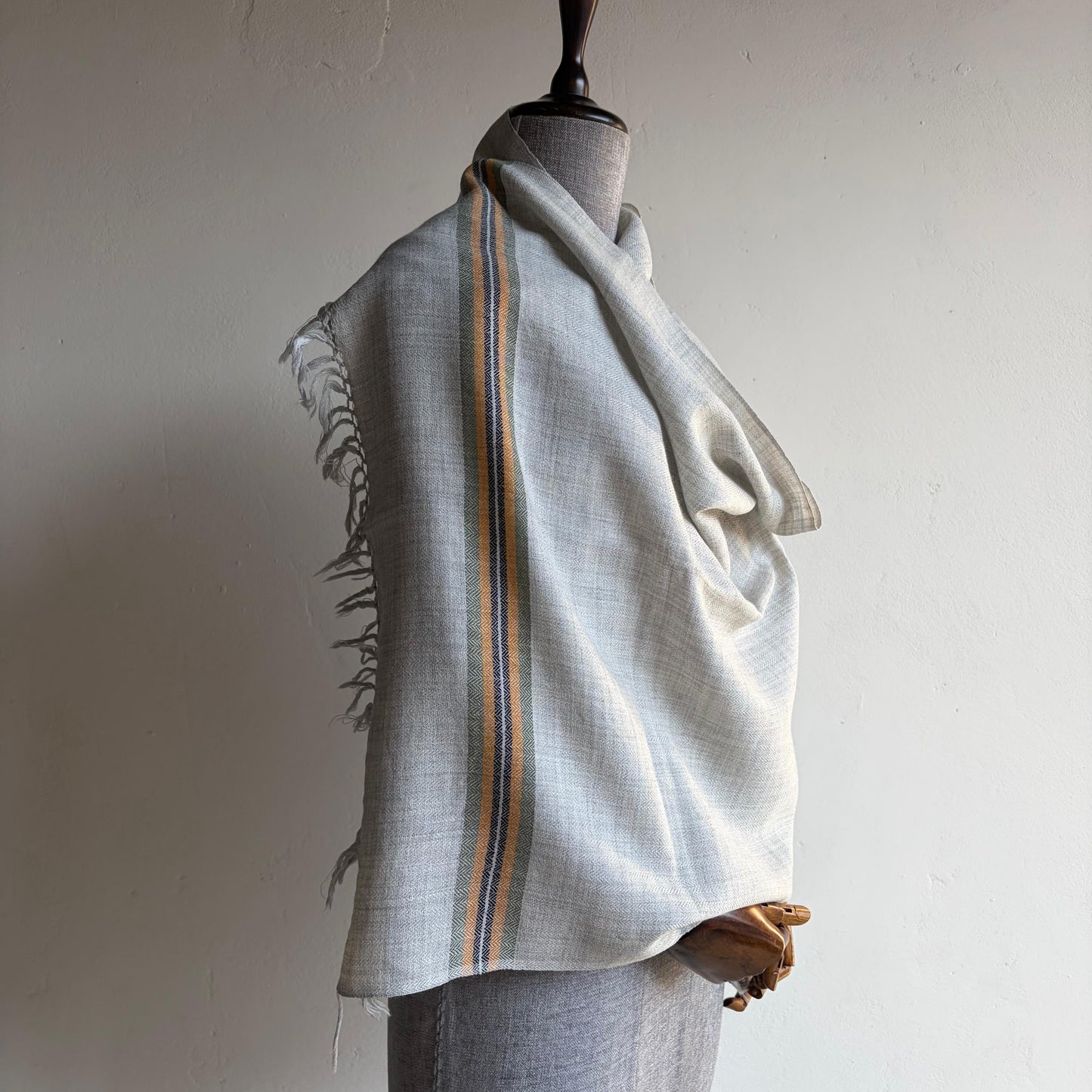 Hand Woven Polywool Kullu Stole Grey