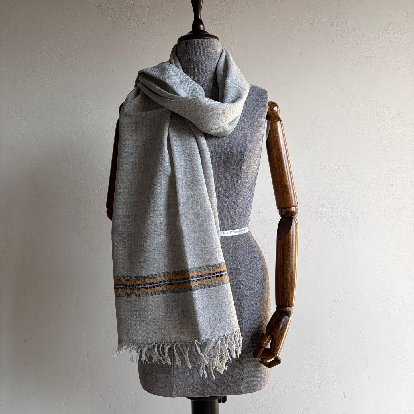 Hand Woven Polywool Kullu Stole Grey