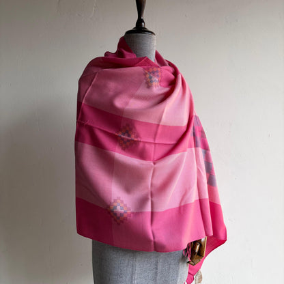 Hand Woven Pure Merino Wool Kullu Stole Pink