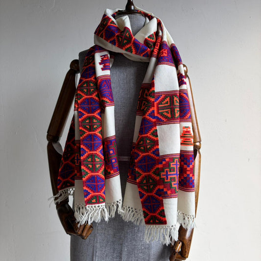 Hand Woven Pure Merino Wool Kullu Stole Kinnauri Design White