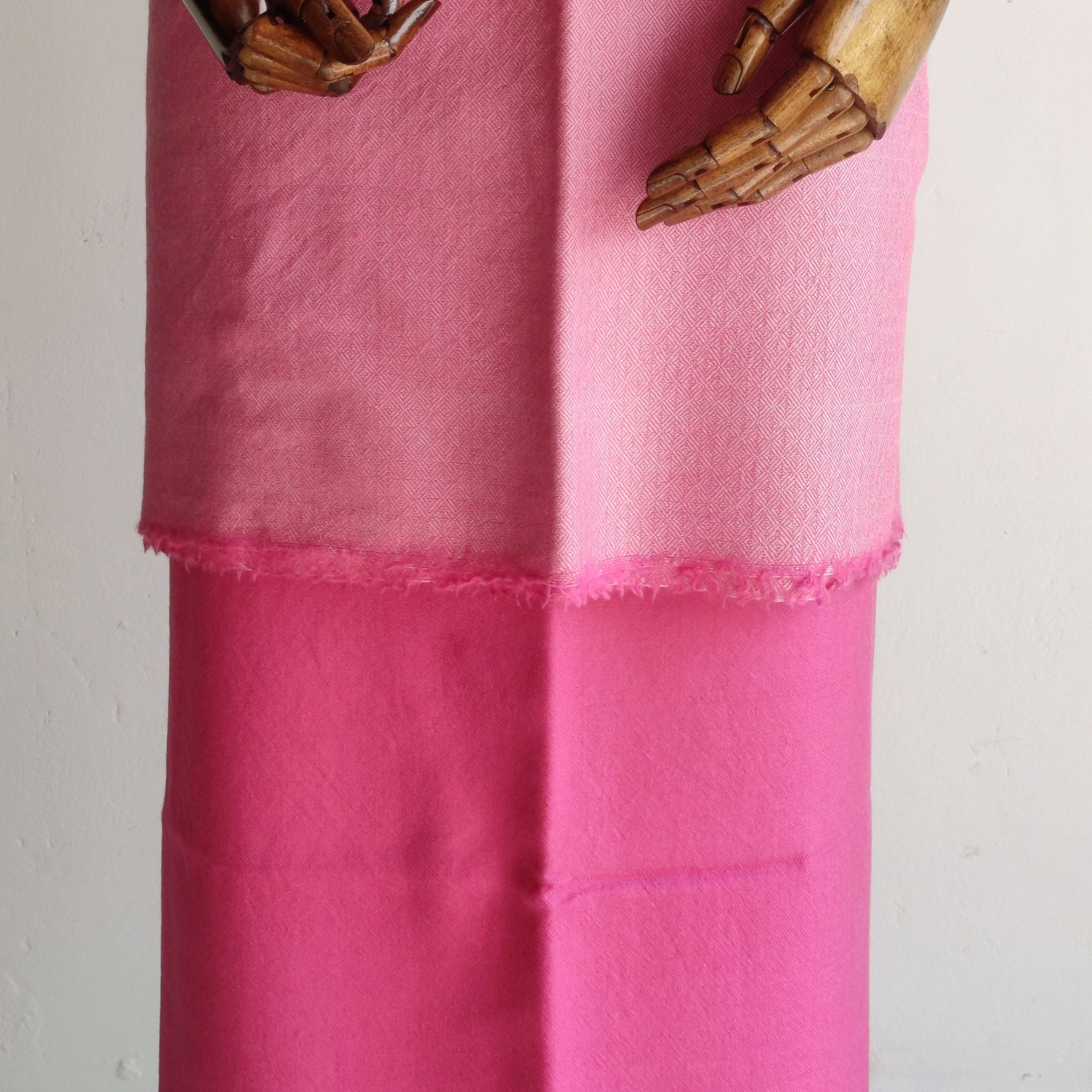 Women's merino wool suit with stole (pink)