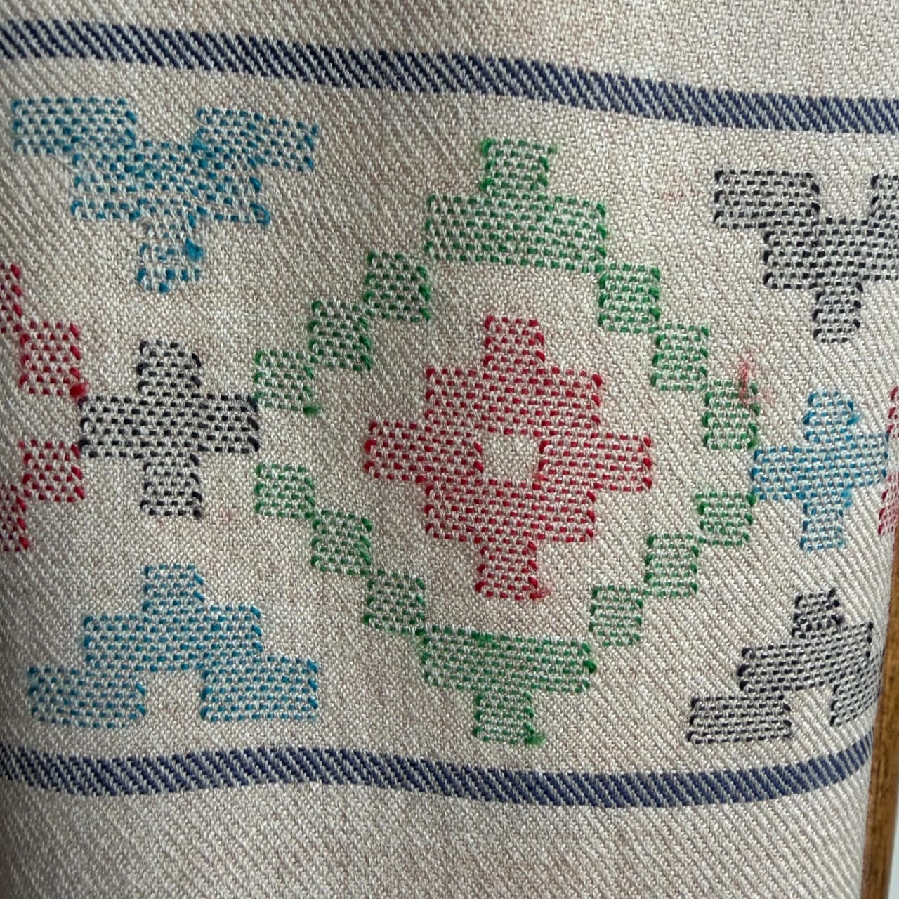 Hand Woven Pure Merino Wool Kullu Stole