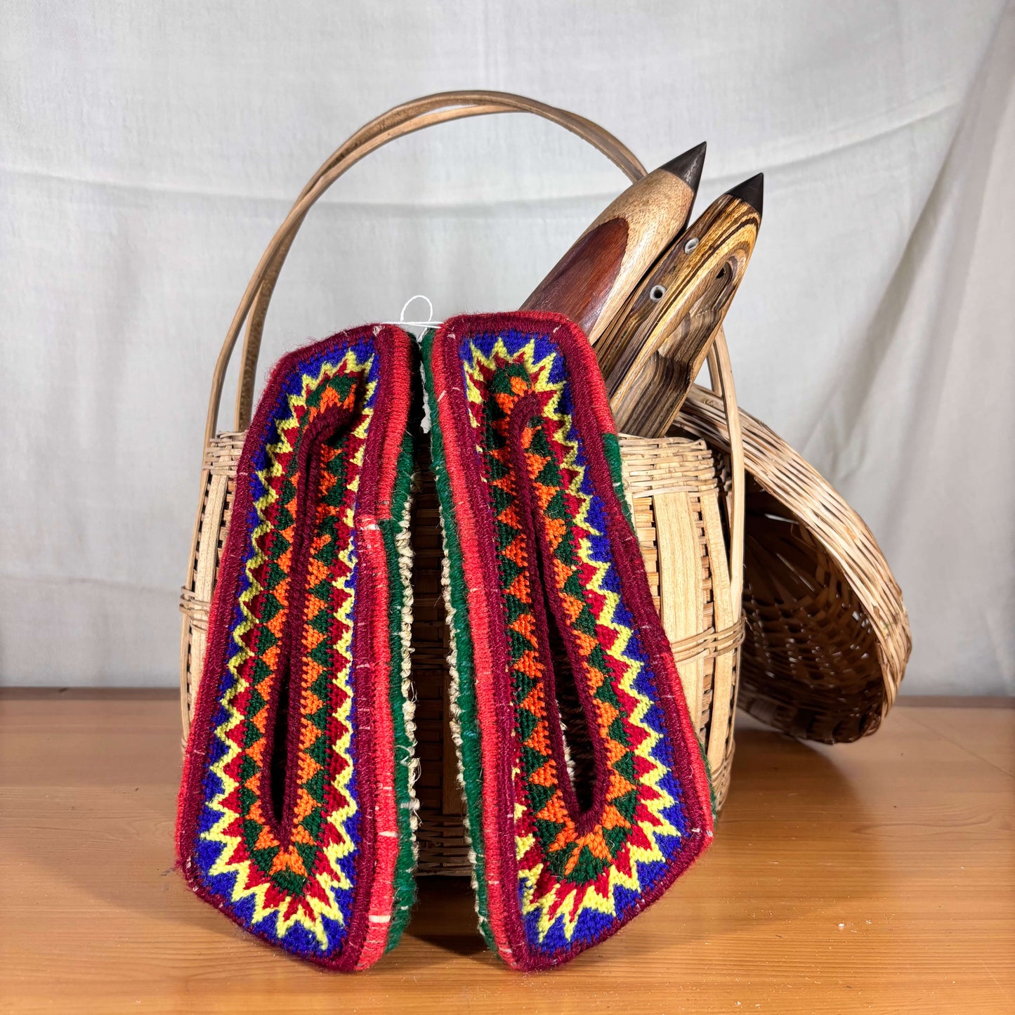 Pullas (Grass Slippers) — Handcrafted, Eco-Inspired Footwear