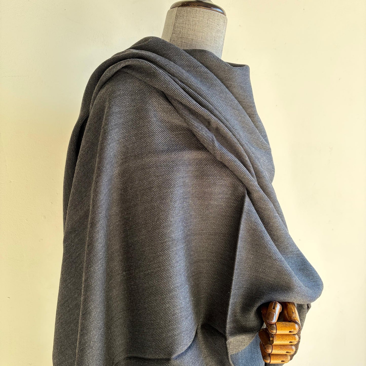 Handwoven Merino Wool Shawl (Charcoal Grey)