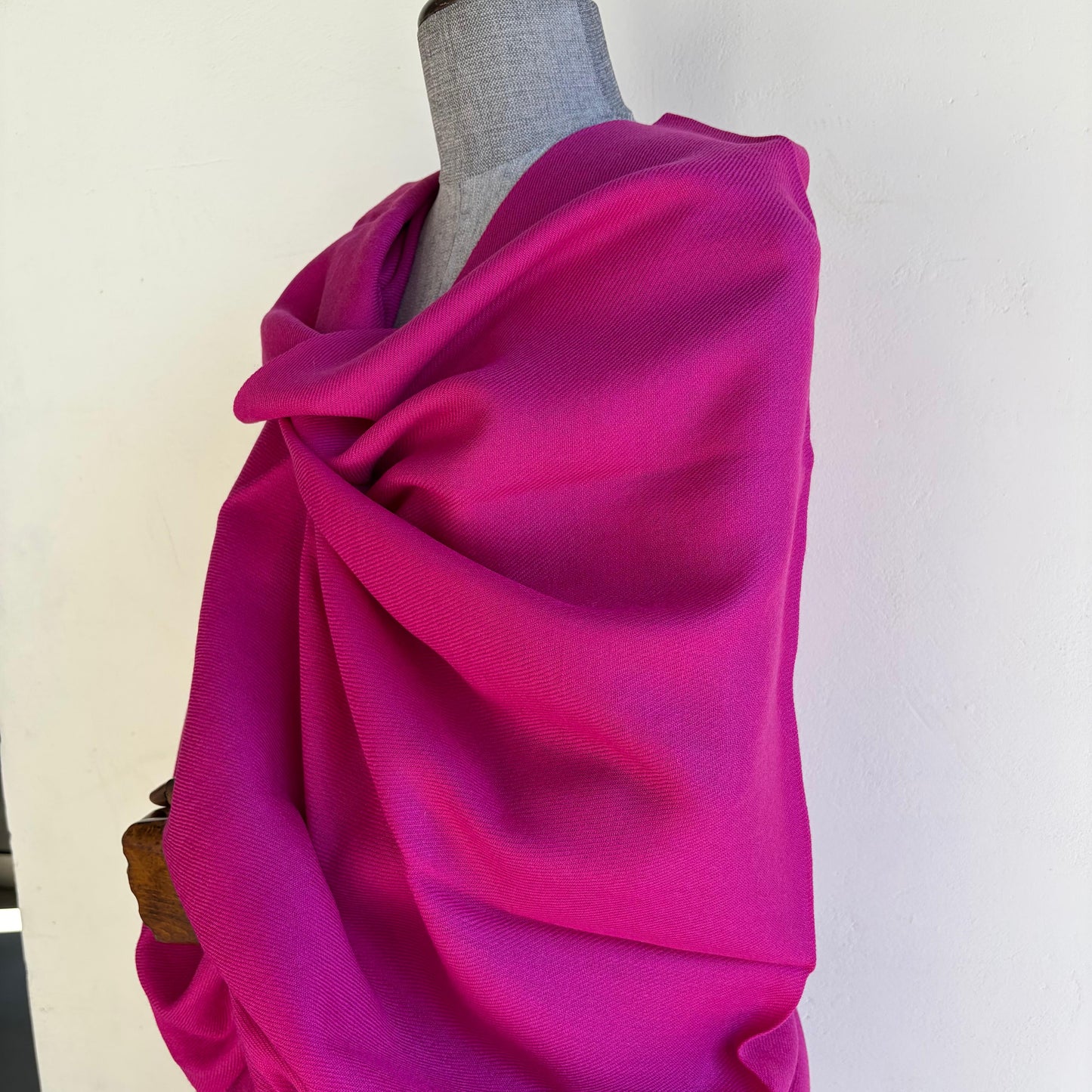 Handwoven Merino Wool Shawl (Pink)
