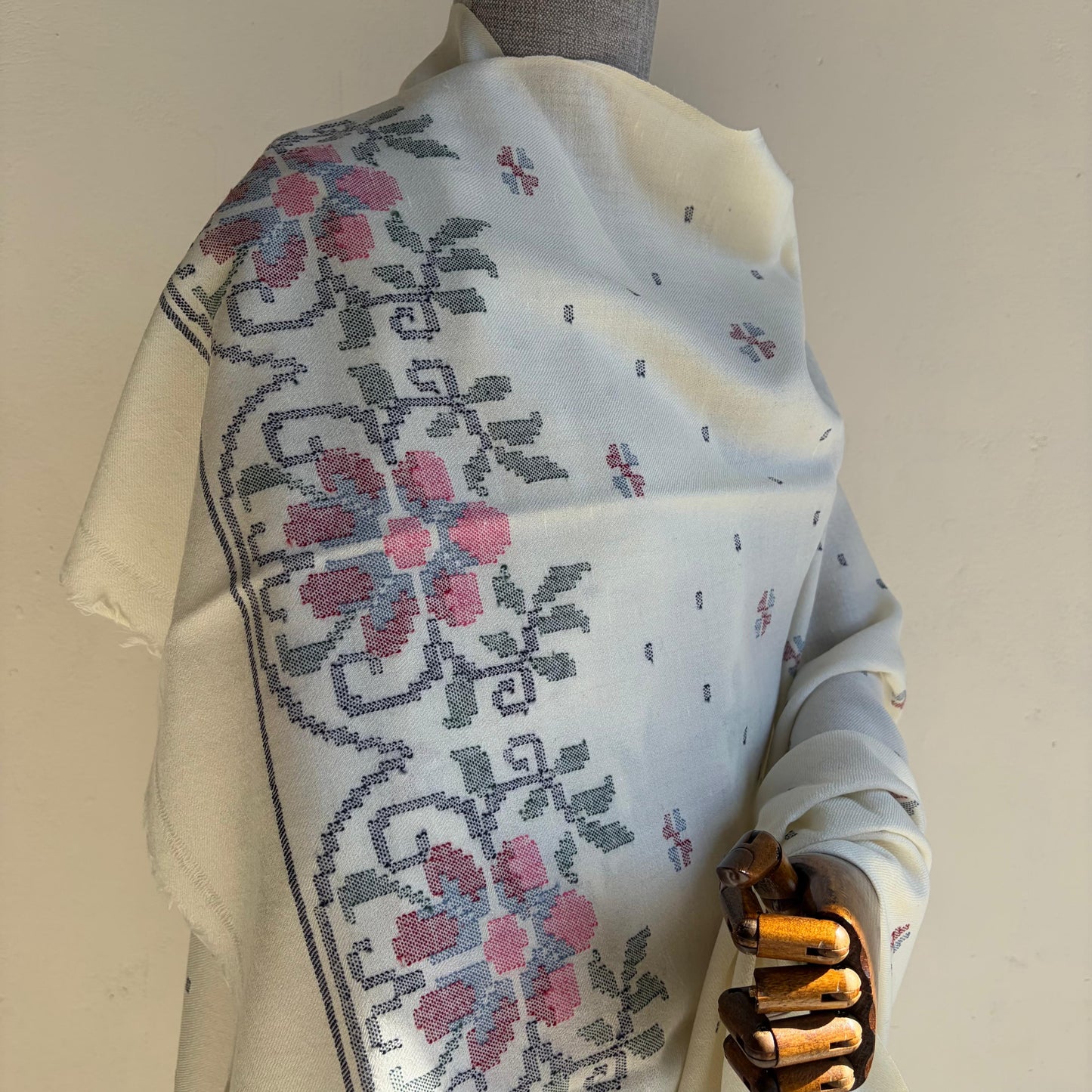 Handwoven Angora and Wool Blend Shawl (white) - Phool Patti Design