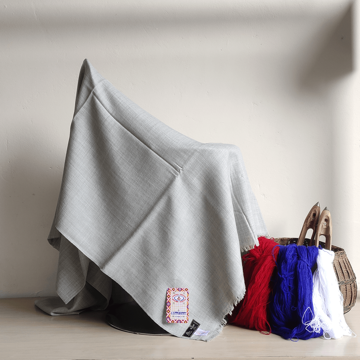 Hand Woven Mens Pure Merino Wool Kullu Shawl - light grey - Bhuttico Shawls