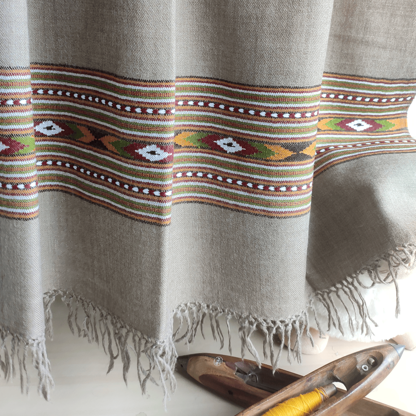 Hand Woven Pure Merino Wool Kullu Shawl - Grey - Bhuttico Shawls