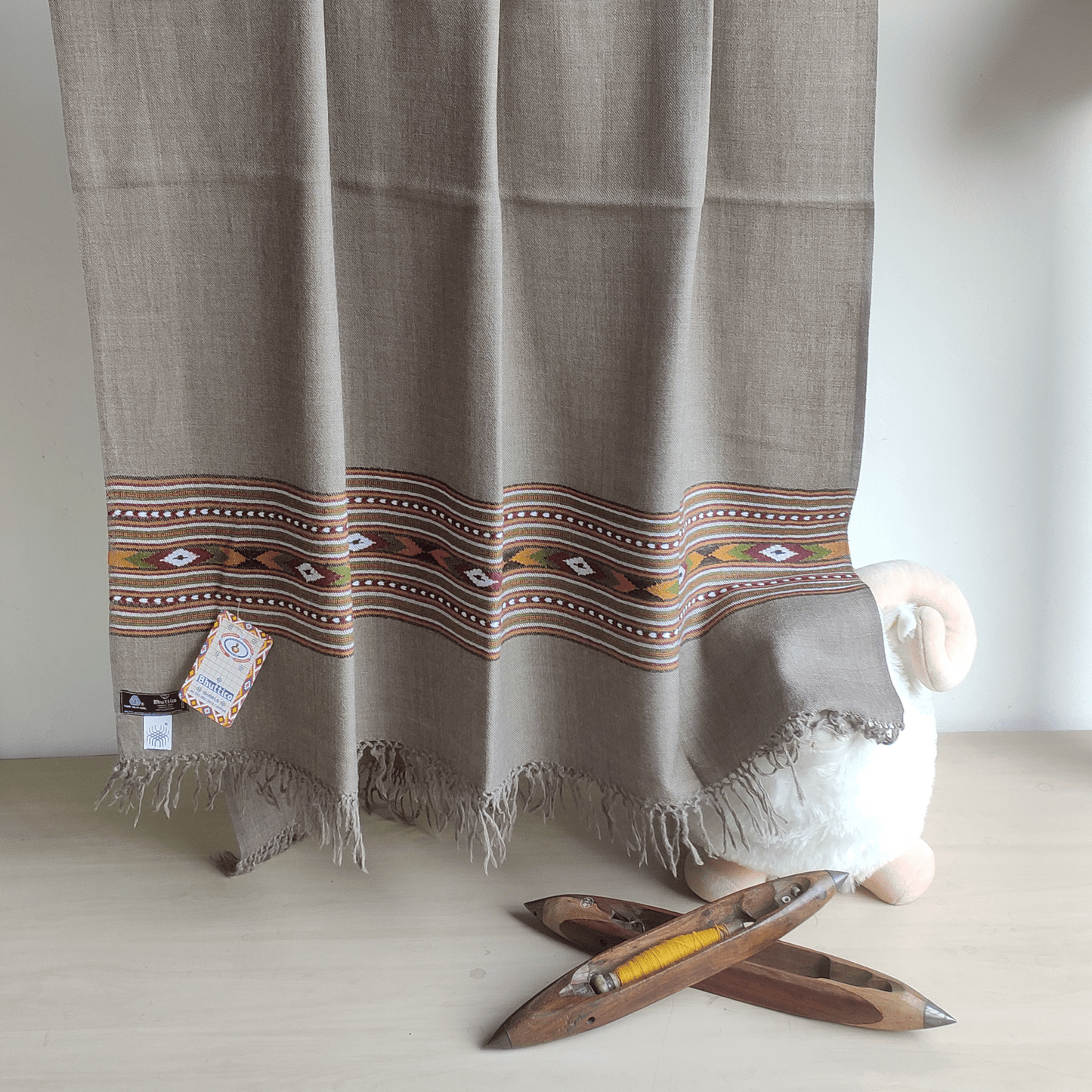 Hand Woven Pure Merino Wool Kullu Shawl - Grey - Bhuttico Shawls